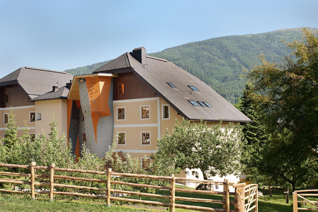 Hapimag Ferienwohnungen St Michael Sankt Michael im Lungau Exterior foto